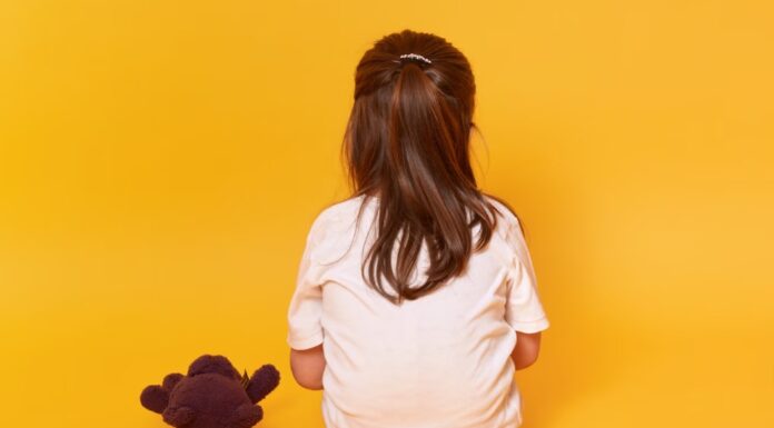 PALHOÇA REFORÇA COMBATE À VIOLÊNCIA SEXUAL INFANTIL E PEDE REAÇÃO DA SOCIEDADE: “O SILÊNCIO PROTEGE O AGRESSOR”