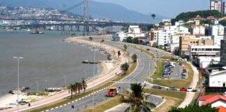 VANDALISMO E DESGASTE PREOCUPAM: EQUIPAMENTOS DE LAZER DA BEIRA-MAR CONTINENTAL EM FLORIANÓPOLIS PASSAM POR REVITALIZAÇÃO