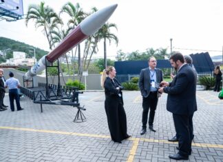 SANTA CATARINA APRESENTA TECNOLOGIAS ESTRATÉGICAS ÀS FORÇAS ARMADAS PARA REDUZIR DEPENDÊNCIA EXTERNA