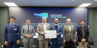 SANTA CATARINA LANÇA PRIMEIRO PLANO DE ESTADO ABERTO DO BRASIL COM INTEGRAÇÃO ENTRE OS TRÊS PODERES
