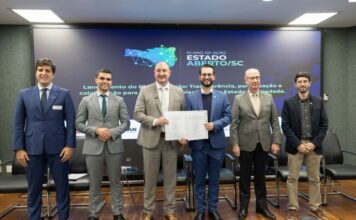 SANTA CATARINA LANÇA PRIMEIRO PLANO DE ESTADO ABERTO DO BRASIL COM INTEGRAÇÃO ENTRE OS TRÊS PODERES