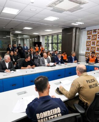 SANTA CATARINA ENTRA EM ALERTA: GOVERNO MOBILIZA FORÇA-TAREFA CONTRA EVENTOS CLIMÁTICOS EXTREMOS