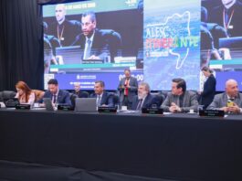 ALESC ITINERANTE APROVA 18 PROJETOS EM ARARANGUÁ E REFORÇA PAUTAS DO SUL CATARINENSE