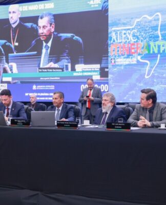 ALESC ITINERANTE APROVA 18 PROJETOS EM ARARANGUÁ E REFORÇA PAUTAS DO SUL CATARINENSE