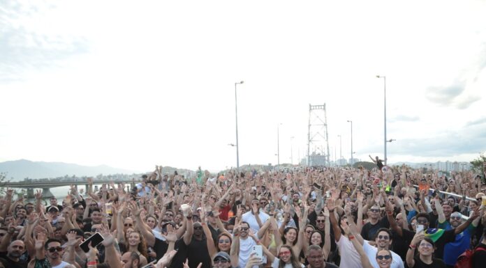 SEKRETA SUNSET TRANSFORMA A CABECEIRA DA PONTE EM PALCO DA MÚSICA ELETRÔNICA EM FLORIANÓPOLIS