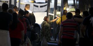 MAIS IDOSOS NO MERCADO DE TRABALHO: EMPREGO ENTRE BRASILEIROS COM MAIS DE 60 ANOS CRESCE 53% EM UMA DÉCADA, MAS INFORMALIDADE PREOCUPA