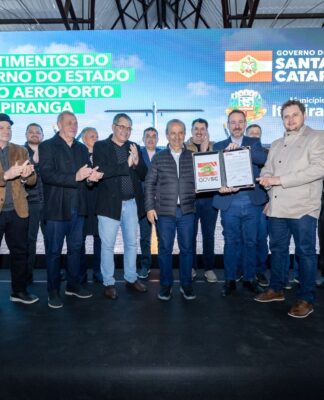 GOVERNADOR AUTORIZA R$ 7,3 MILHÕES PARA MODERNIZAÇÃO DO AEROPORTO DE ITAPIRANGA E IMPULSIONA AVIAÇÃO REGIONAL EM SANTA CATARINA