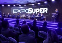 EXPOSUPER 2026 REÚNE 25 MIL PROFISSIONAIS E REFORÇA PROTAGONISMO DO VAREJO CATARINENSE EM BALNEÁRIO CAMBORIÚ