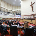 JOVENS DEPUTADOS ENCERRAM MANDATO NA ALESC COM PROPOSTAS PARA EDUCAÇÃO, INCLUSÃO, AGRONEGÓCIO E CIDADANIA