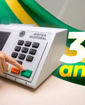 DAS INTERMINÁVEIS HORAS DE APURAÇÃO AO BIP DA CONFIRMAÇÃO: A REVOLUÇÃO DA URNA ELETRÔNICA COMPLETA 30 ANOS