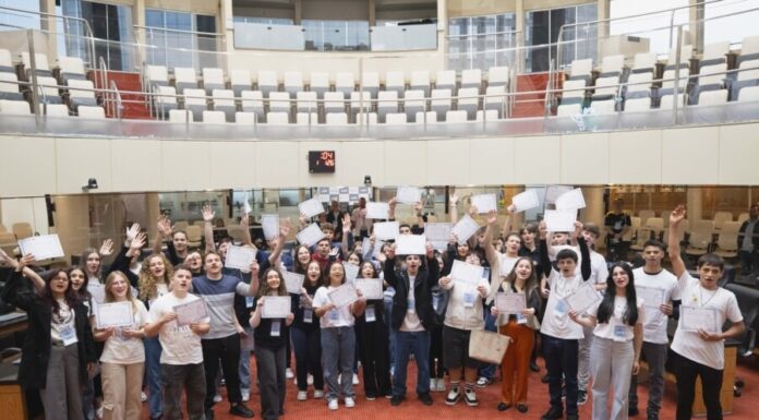 PARLAMENTO JOVEM INICIA 35ª EDIÇÃO COM POSSE DE ESTUDANTES E ELEIÇÃO DA MESA DIRETORA NA ALESC