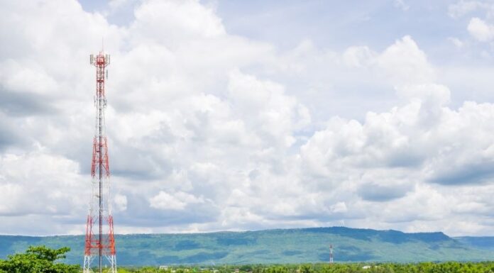GOVERNO DE SANTA CATARINA INVESTE R$ 830 MILHÕES PARA LEVAR INTERNET E TELEFONIA AO CAMPO E ACABAR COM ÁREAS SEM SINAL