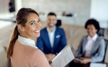 COMPETÊNCIAS GANHAM MAIS PESO QUE EXPERIÊNCIA: EMPRESAS MUDAM A FORMA DE CONTRATAR PROFISSIONAIS