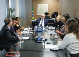 GRUPOS REFLEXIVOS PARA AUTORES DE VIOLÊNCIA DOMÉSTICA CRESCEM 125% NO PAÍS E TJSC APRESENTA RESULTADOS AO MINISTRO EDSON FACHIN