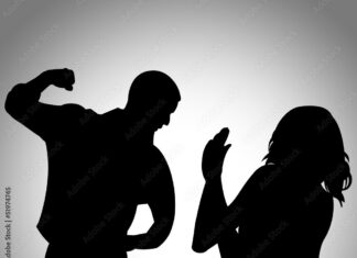 HOMEM É CONDENADO A QUASE 14 ANOS DE PRISÃO POR AGREDIR, ROUBAR E AMEAÇAR MATAR EX-COMPANHEIRA EM SC