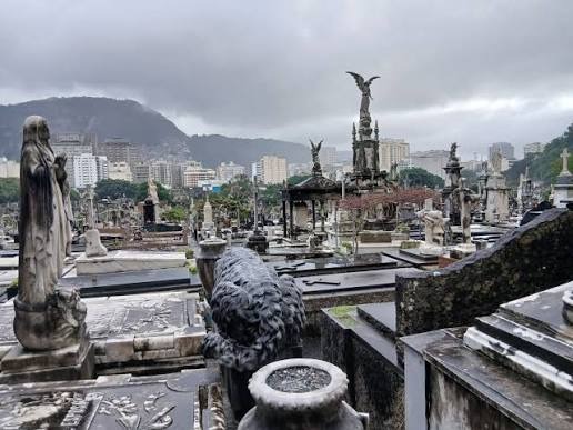 FLORIANÓPOLIS AMPLIA CONCORRÊNCIA NOS SERVIÇOS FUNERÁRIOS E PREPARA MODERNIZAÇÃO DO CEMITÉRIO DO ITACORUBI
