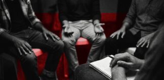 ALESC: SANTA CATARINA CRIA PROGRAMAS REFLEXIVOS PARA HOMENS AUTORES DE VIOLÊNCIA DOMÉSTICA