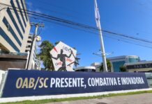 OAB/SC PROMOVE DEBATE INÉDITO ENTRE CANDIDATOS AO SENADO E AMPLIA ESPAÇO PARA O ELEITOR CATARINENSE