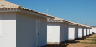 CCJ DA ALESC AVANÇA COM PROJETOS SOBRE HABITAÇÃO, EDUCAÇÃO DIGITAL, SEGURANÇA NO MOTOFRETE E PATRIMÔNIO CULTURAL