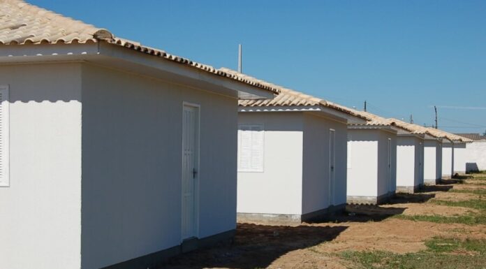 ALESC APROVA PRIORIDADE PARA PESSOAS COM EPILEPSIA E PROJETOS QUE EXTINGUEM A COHAB E REGULAMENTAM DIVISÃO DO IBS