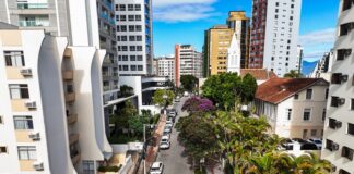 FLORIANÓPOLIS INICIA DEBATE NOS BAIRROS PARA DEFINIR O FUTURO DA ARBORIZAÇÃO URBANA