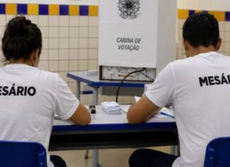 TRE-SC INICIA TREINAMENTO DE MESÁRIOS PARA AS ELEIÇÕES 2026; APLICATIVO E CAPACITAÇÕES PRESENCIAIS PREPARAM EQUIPES PARA O DIA DA VOTAÇÃO